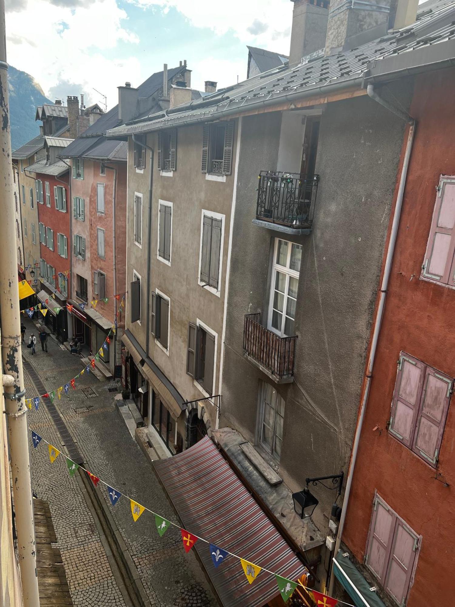 Appartement Moderne Et Chaleureux Briançon